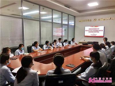 高新區政務服務大廳開展幫辦代辦工作人員業務能力培訓會